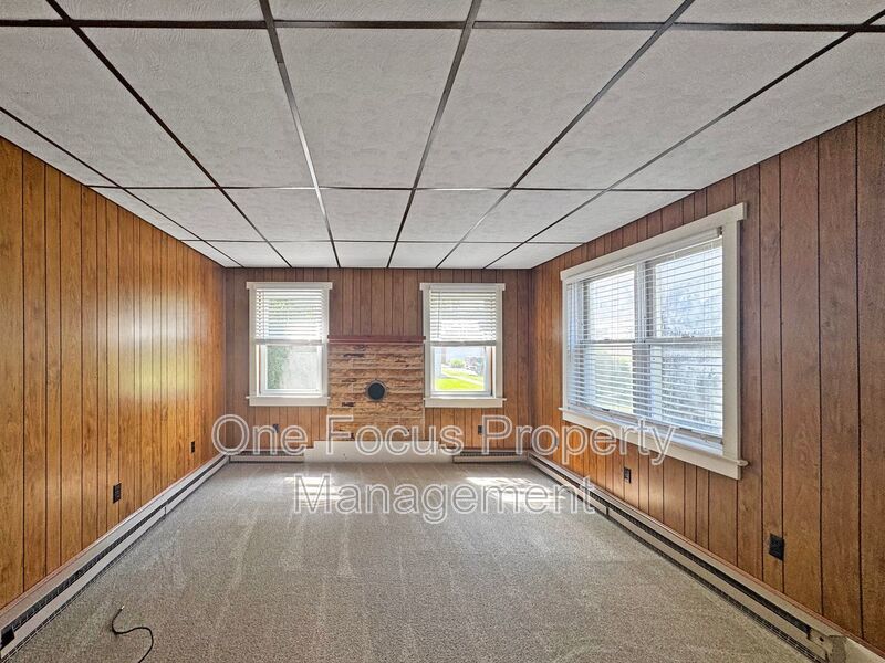 Cozy and Unique 2BR/1Ba Townhome! - 1 pet under 30# welcome! property image