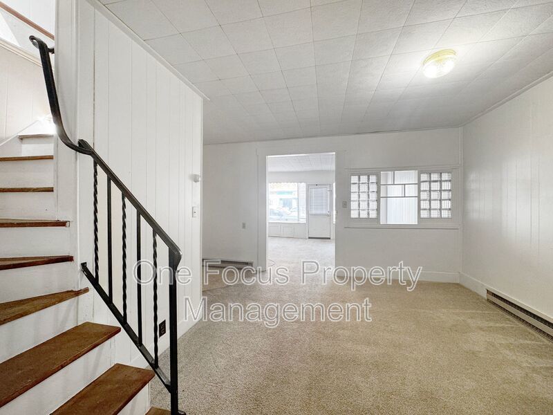 Cozy and Unique 2BR/1Ba Townhome! - 1 pet under 30# welcome! property image