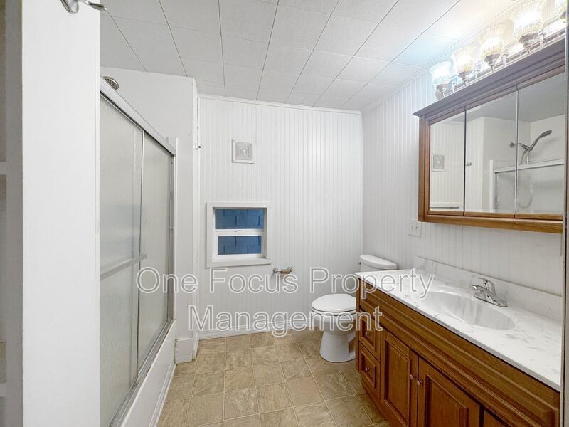 Cozy and Unique 2BR/1Ba Townhome! - 1 pet under 30# welcome! property image
