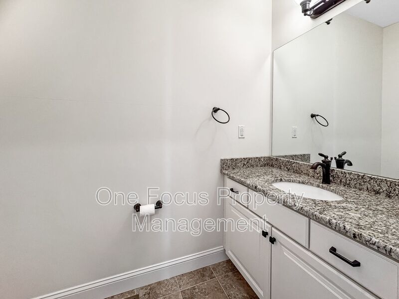 Stunning and Upscale 3BR/3.5BA Townhome - Close to GMC campus! property image