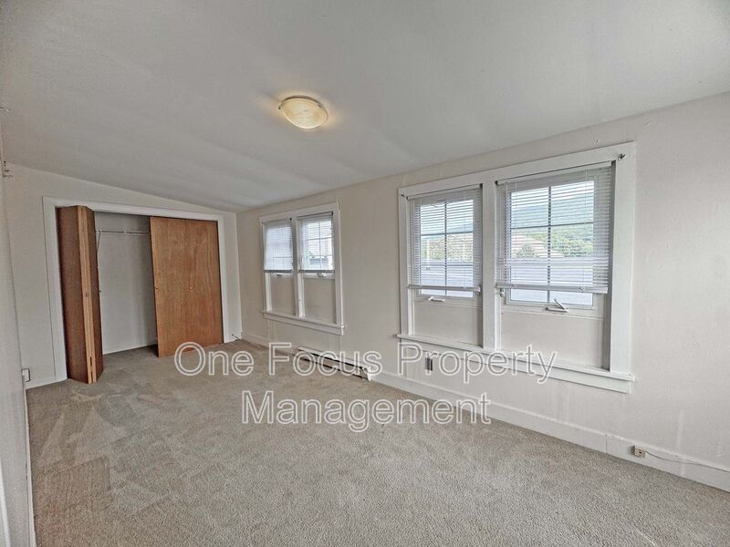 Cozy 3BR/1BA in Mill Hall! - Get your application fee refunded when you are approved! property image